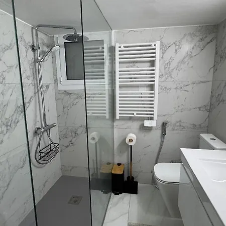 Luxury 2 Bedroom In In Faneromeni Area Larnaca